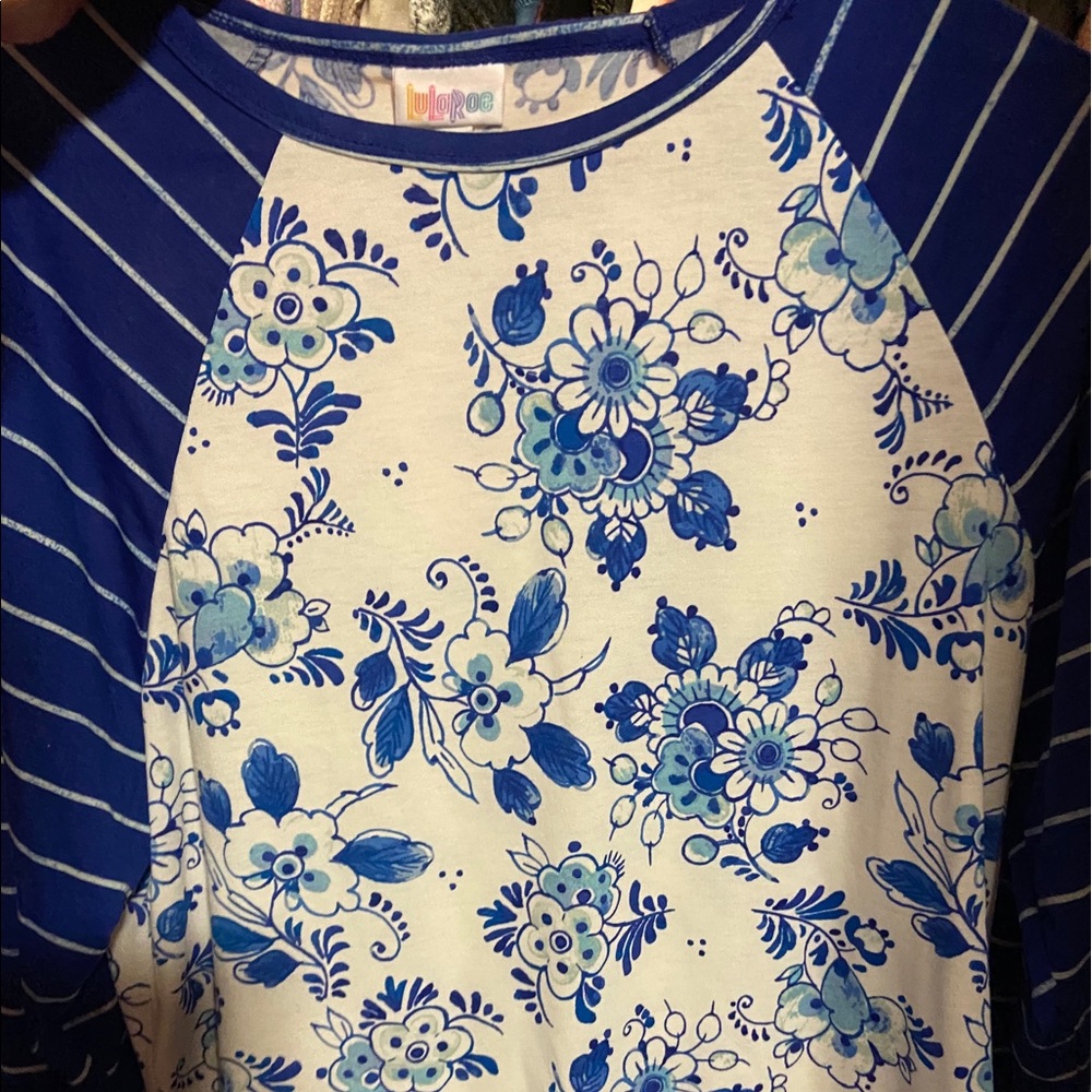 Lularoe randy baseball style raglan tee!